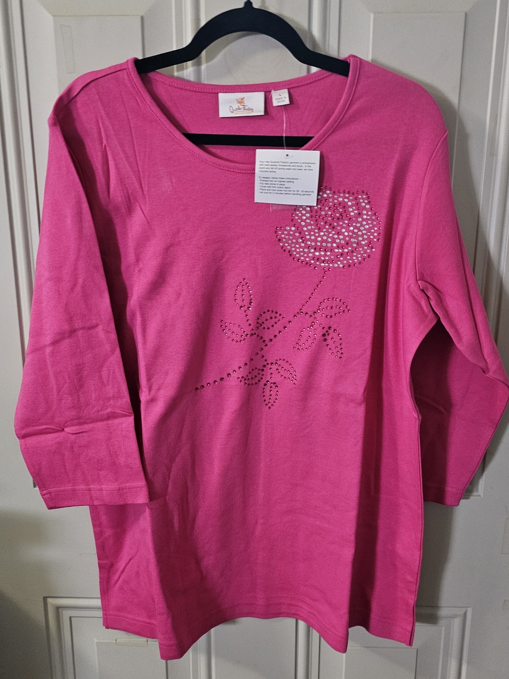 Quacker Factory Pink 3/4 Sleeve Rhinestone Flower Top Large NWT